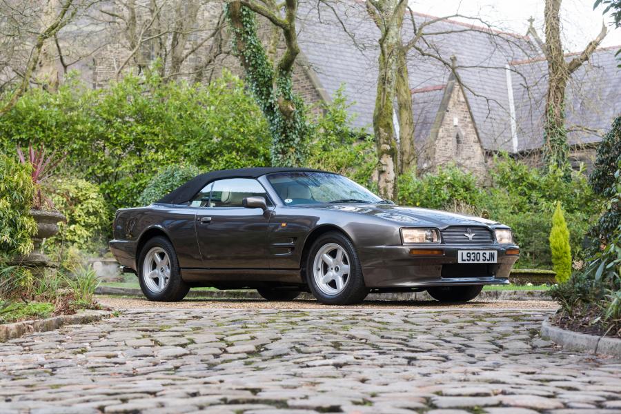  Aston Martin Virage Volante 1992 года  (UK) (фото 16 из 24)